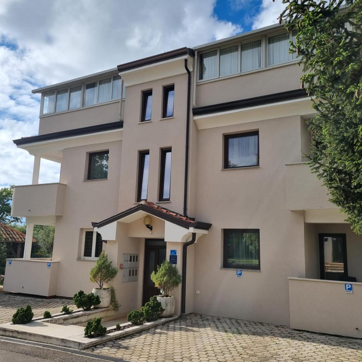 Apartments Krizine أوماغ المظهر الخارجي الصورة