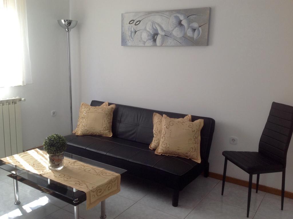 Apartments Krizine أوماغ الغرفة الصورة